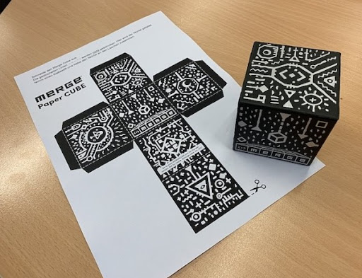 Merge Cube Smart Learning